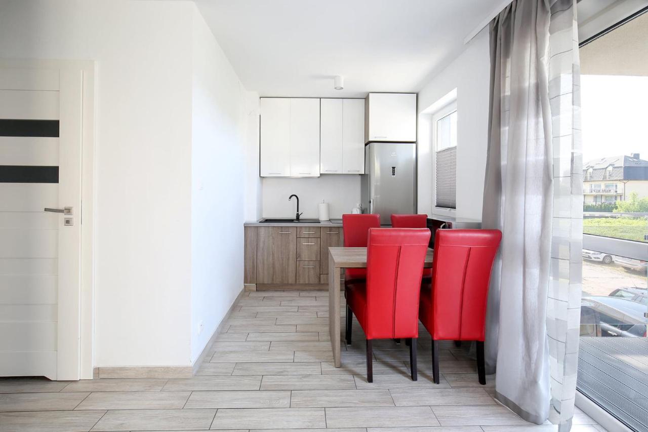 Апартаменты Apartament Red Mielno Мельно Экстерьер фото