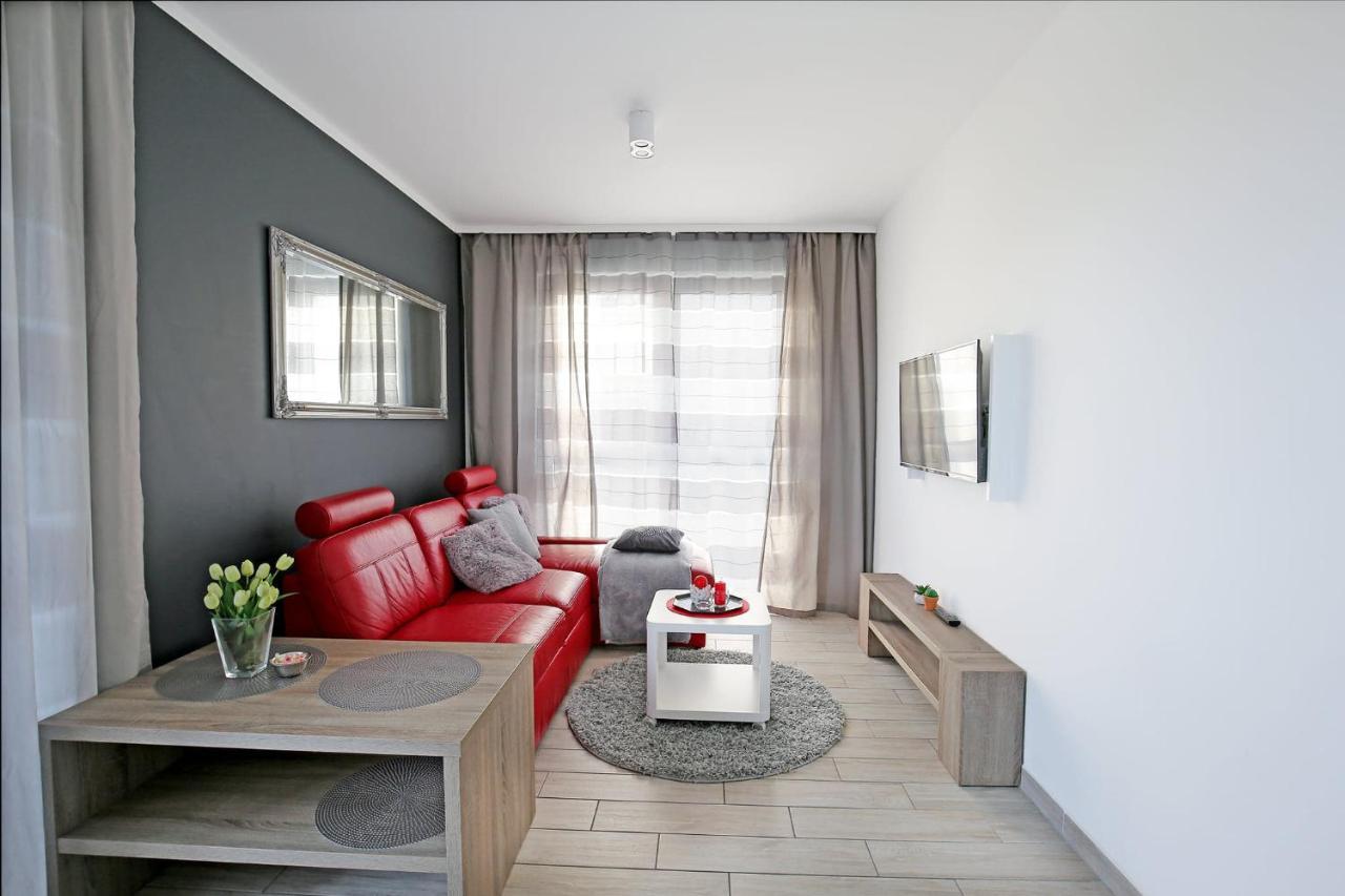 Апартаменты Apartament Red Mielno Мельно Экстерьер фото