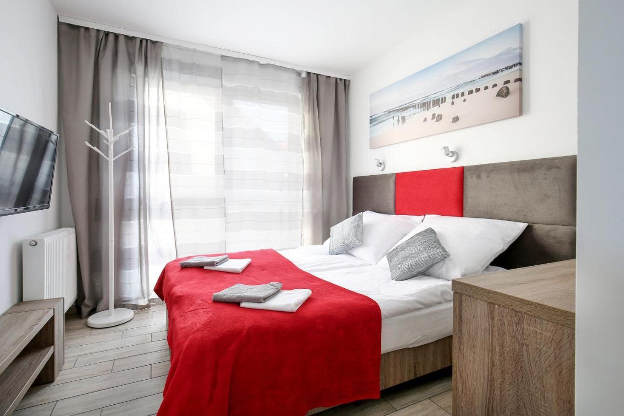 Апартаменты Apartament Red Mielno Мельно Экстерьер фото