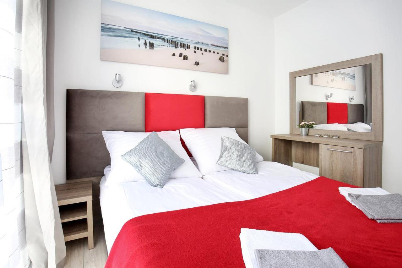 Апартаменты Apartament Red Mielno Мельно Экстерьер фото