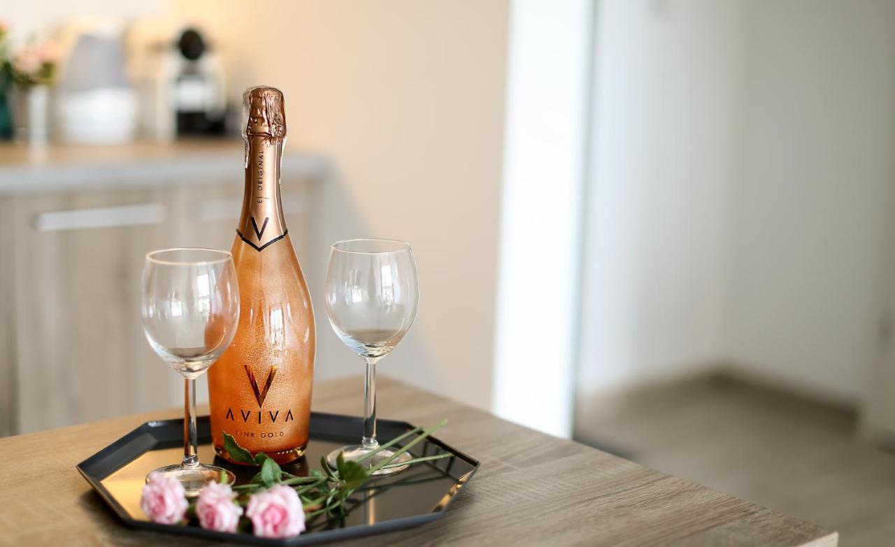 Апартаменты Apartament Red Mielno Мельно Экстерьер фото
