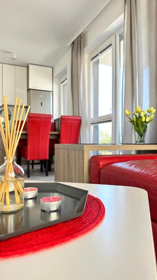 Апартаменты Apartament Red Mielno Мельно Экстерьер фото